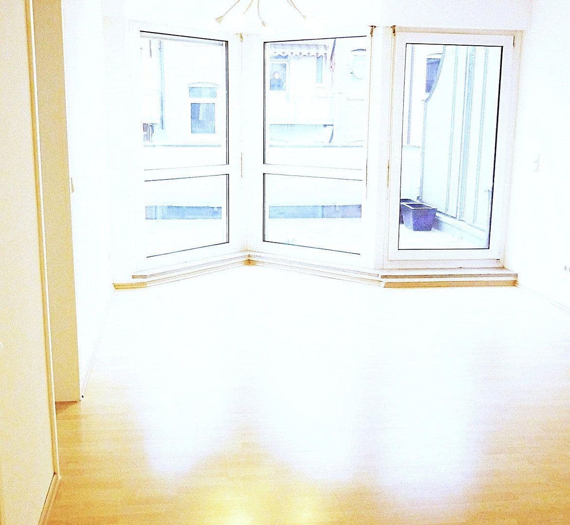 Pronájem bytu 3+1 76 m², Schlüsselfelder Str. 16a, Nürnberg, Bavorsko Pronájem bytu 3+1 76 m², Schlüsselfelder Str. 16a, Nürnberg, Bavorsko