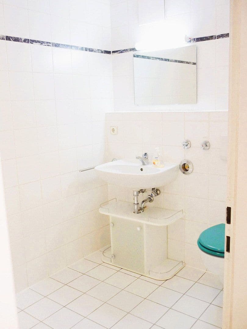 Pronájem bytu 3+1 76 m², Schlüsselfelder Str. 16a, Nürnberg, Bavorsko Pronájem bytu 3+1 76 m², Schlüsselfelder Str. 16a, Nürnberg, Bavorsko