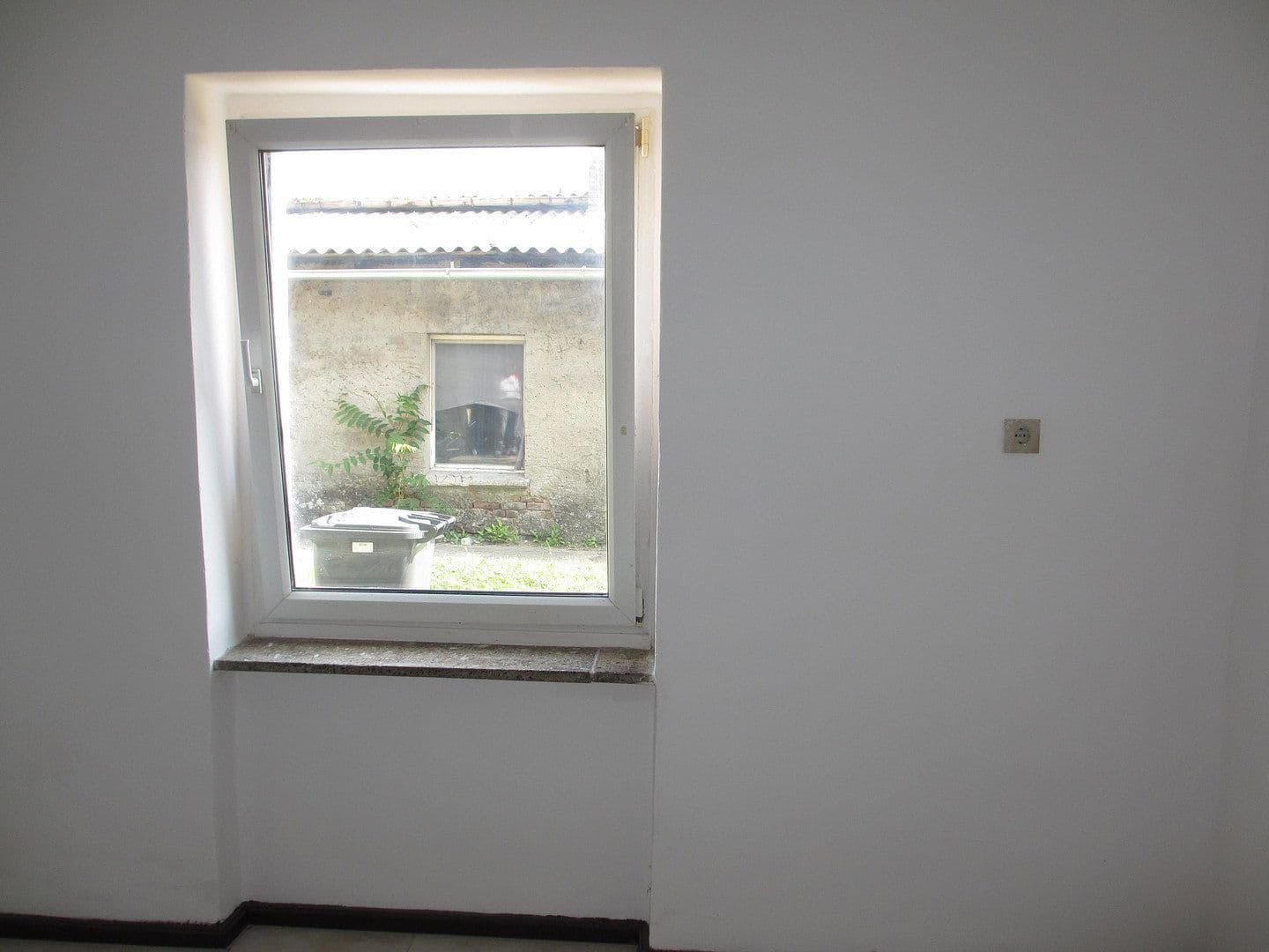 Pronájem bytu 2+1 50 m², Kraatzerweg 12b, Gransee, Braniborsko Pronájem bytu 2+1 50 m², Kraatzerweg 12b, Gransee, Braniborsko