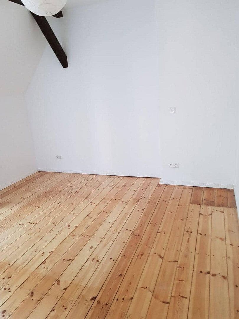 Prodej domu 125 m², pozemek 705 m², Berlin, Berlín Prodej domu 125 m², pozemek 705 m², Berlin, Berlín