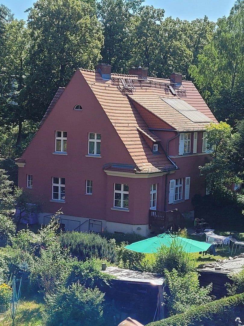 Prodej domu 125 m², pozemek 705 m², Berlin, Berlín Prodej domu 125 m², pozemek 705 m², Berlin, Berlín