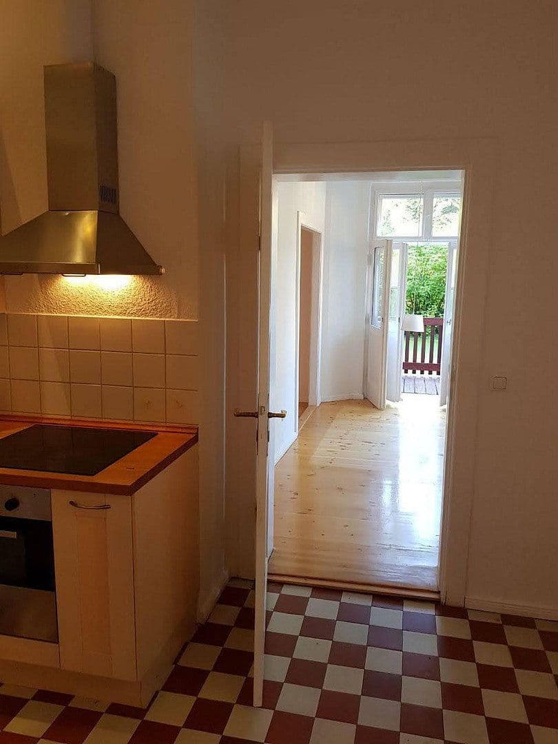 Prodej domu 125 m², pozemek 705 m², Berlin, Berlín Prodej domu 125 m², pozemek 705 m², Berlin, Berlín