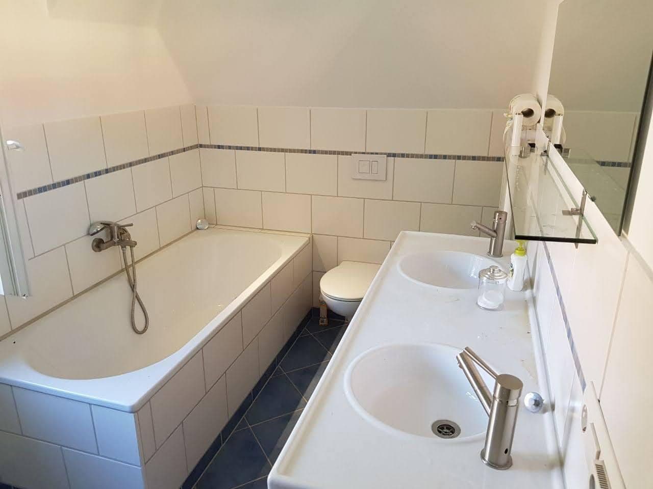 Prodej domu 125 m², pozemek 705 m², Berlin, Berlín Prodej domu 125 m², pozemek 705 m², Berlin, Berlín