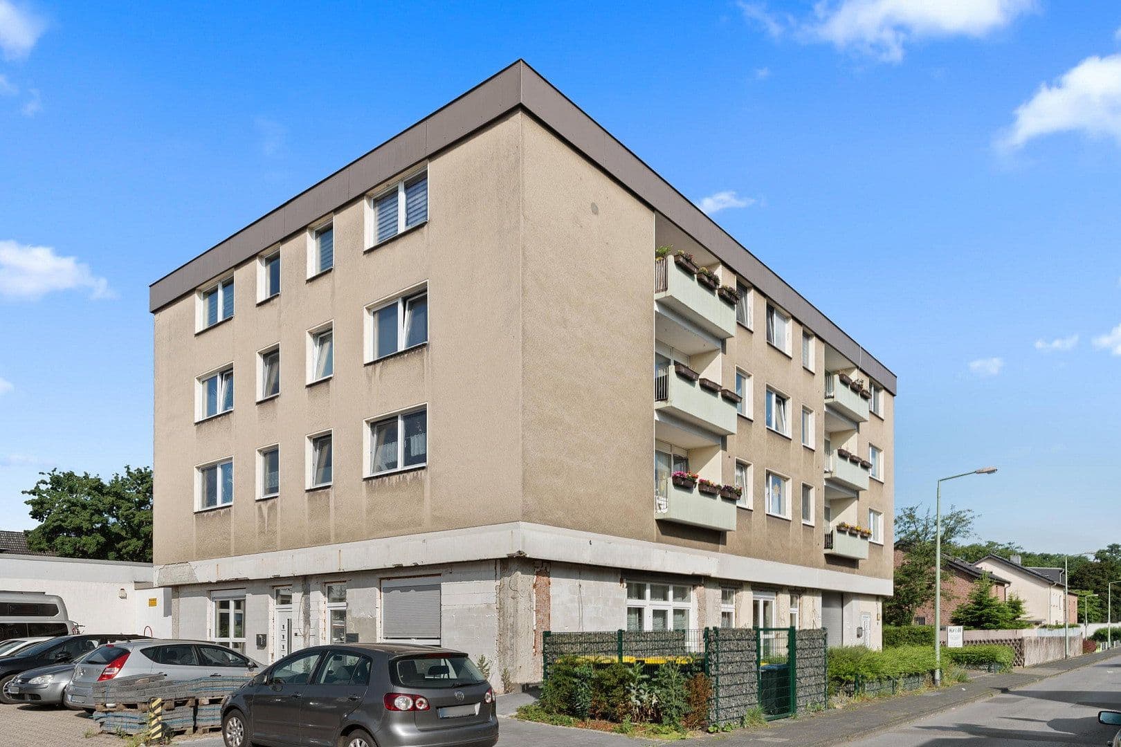 Pronájem bytu 4+1 94 m², Elbinger Straße 3, Duisburg, Severní Porýní-Vestfálsko Pronájem bytu 4+1 94 m², Elbinger Straße 3, Duisburg, Severní Porýní-Vestfálsko