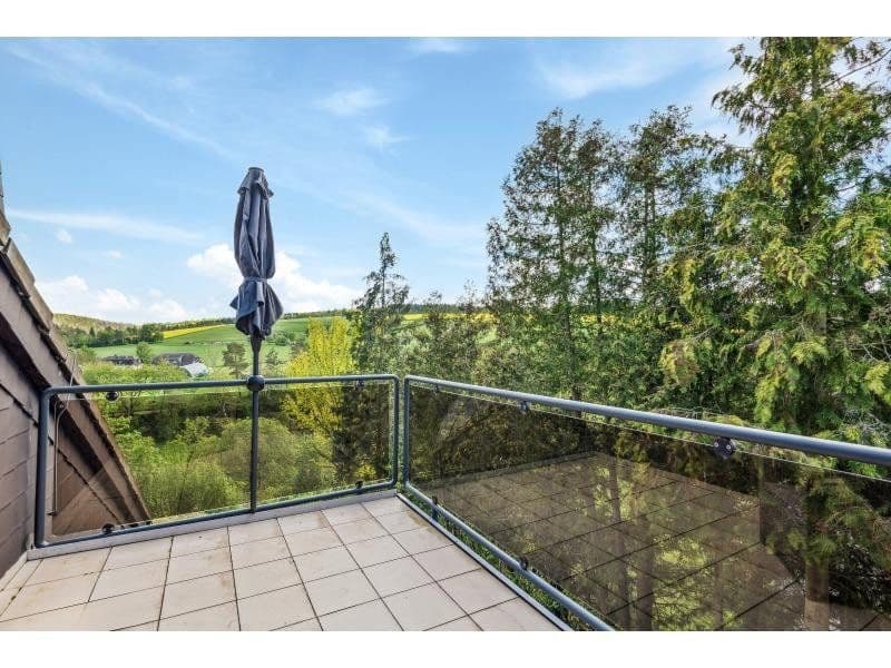 Prodej domu 447 m², pozemek 1.111 m², Siegfriedstraße 10, Taunusstein, Hessen Prodej domu 447 m², pozemek 1.111 m², Siegfriedstraße 10, Taunusstein, Hessen