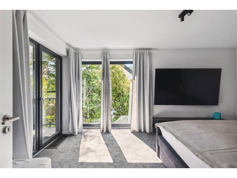 Prodej domu 447 m², pozemek 1.111 m², Siegfriedstraße 10, Taunusstein, Hessen Prodej domu 447 m², pozemek 1.111 m², Siegfriedstraße 10, Taunusstein, Hessen