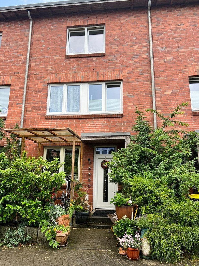 Prodej domu 126 m², pozemek 119 m², Hamburg, Hamburg Prodej domu 126 m², pozemek 119 m², Hamburg, Hamburg