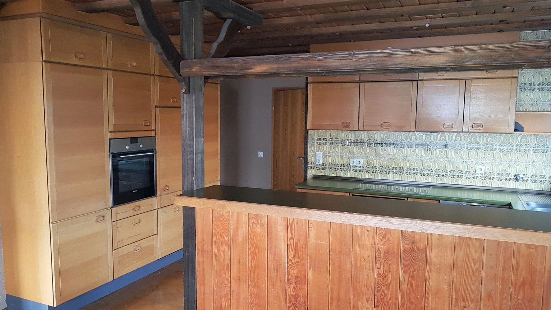 Pronájem bytu 4+kk 150 m², Grabenstr.13, Heimsheim, Bádensko-Württembersko Pronájem bytu 4+kk 150 m², Grabenstr.13, Heimsheim, Bádensko-Württembersko