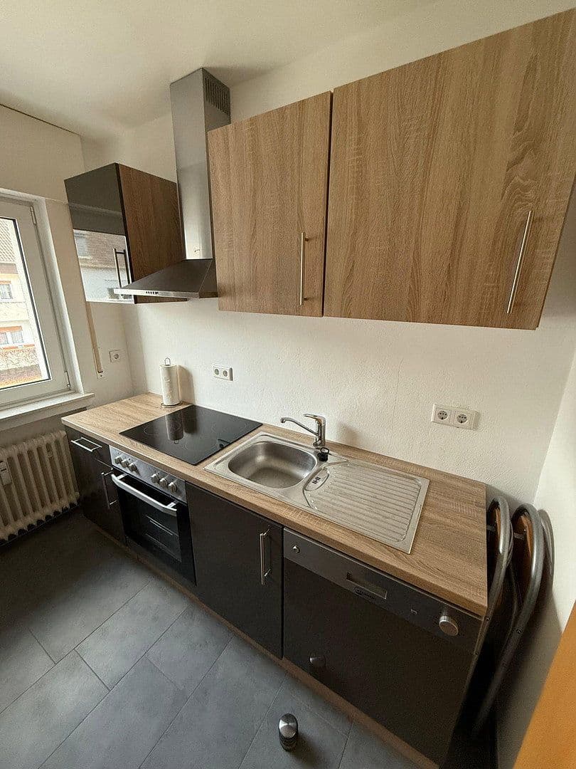 Pronájem bytu 2+1 55 m², Pommernweg 11, Paderborn, Severní Porýní-Vestfálsko Pronájem bytu 2+1 55 m², Pommernweg 11, Paderborn, Severní Porýní-Vestfálsko