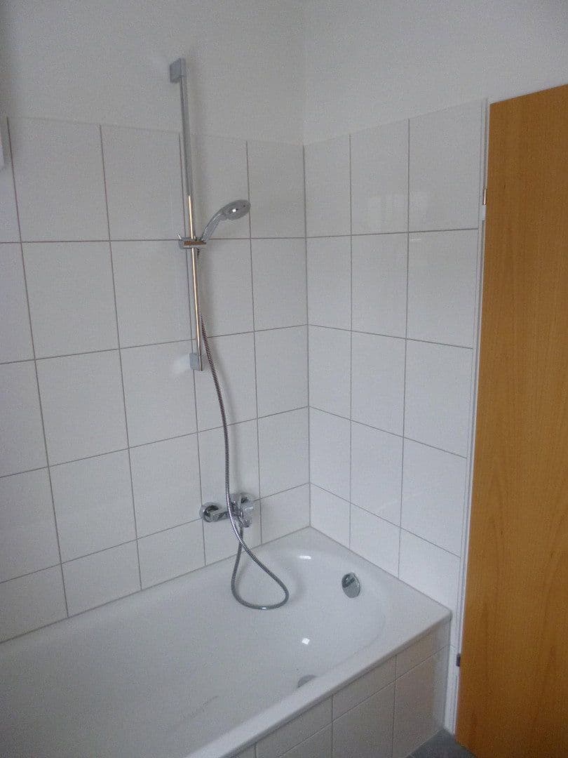 Pronájem bytu 2+1 55 m², Pommernweg 11, Paderborn, Severní Porýní-Vestfálsko Pronájem bytu 2+1 55 m², Pommernweg 11, Paderborn, Severní Porýní-Vestfálsko