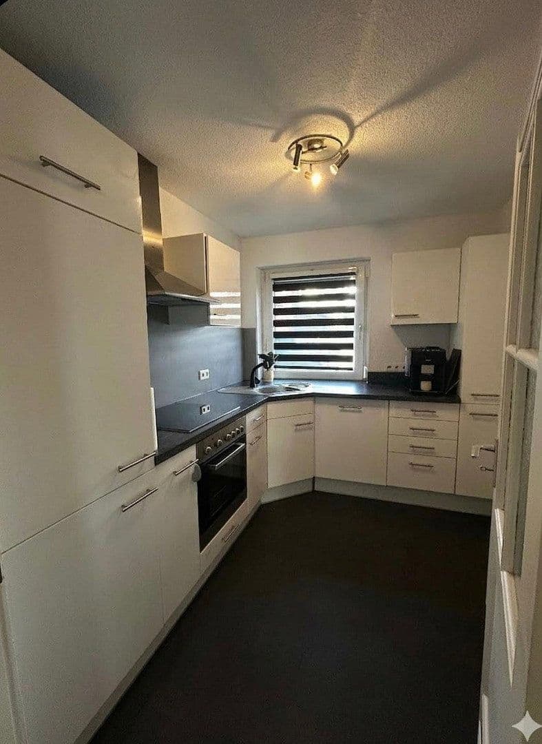 Prodej bytu 4+1 75 m², Reutlingen, Bádensko-Württembersko Prodej bytu 4+1 75 m², Reutlingen, Bádensko-Württembersko