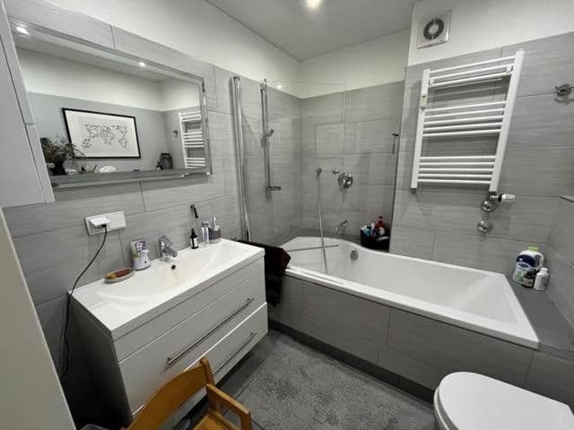 Pronájem bytu 3+1 99 m², Essen, Severní Porýní-Vestfálsko Pronájem bytu 3+1 99 m², Essen, Severní Porýní-Vestfálsko