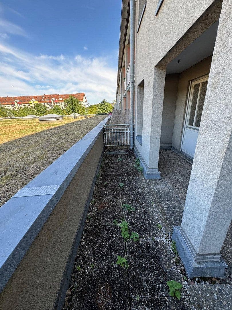 Pronájem bytu 1+1 36 m², Karlsruhe, Bádensko-Württembersko Pronájem bytu 1+1 36 m², Karlsruhe, Bádensko-Württembersko