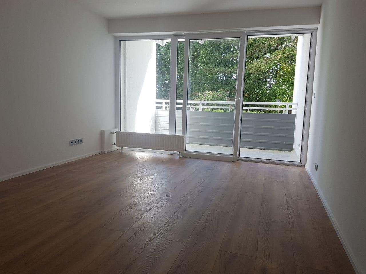 Pronájem bytu 2+1 60 m², Steinbach (Taunus), Hessen Pronájem bytu 2+1 60 m², Steinbach (Taunus), Hessen