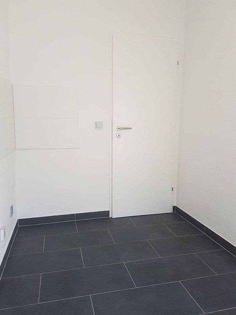 Pronájem bytu 2+1 60 m², Steinbach (Taunus), Hessen Pronájem bytu 2+1 60 m², Steinbach (Taunus), Hessen