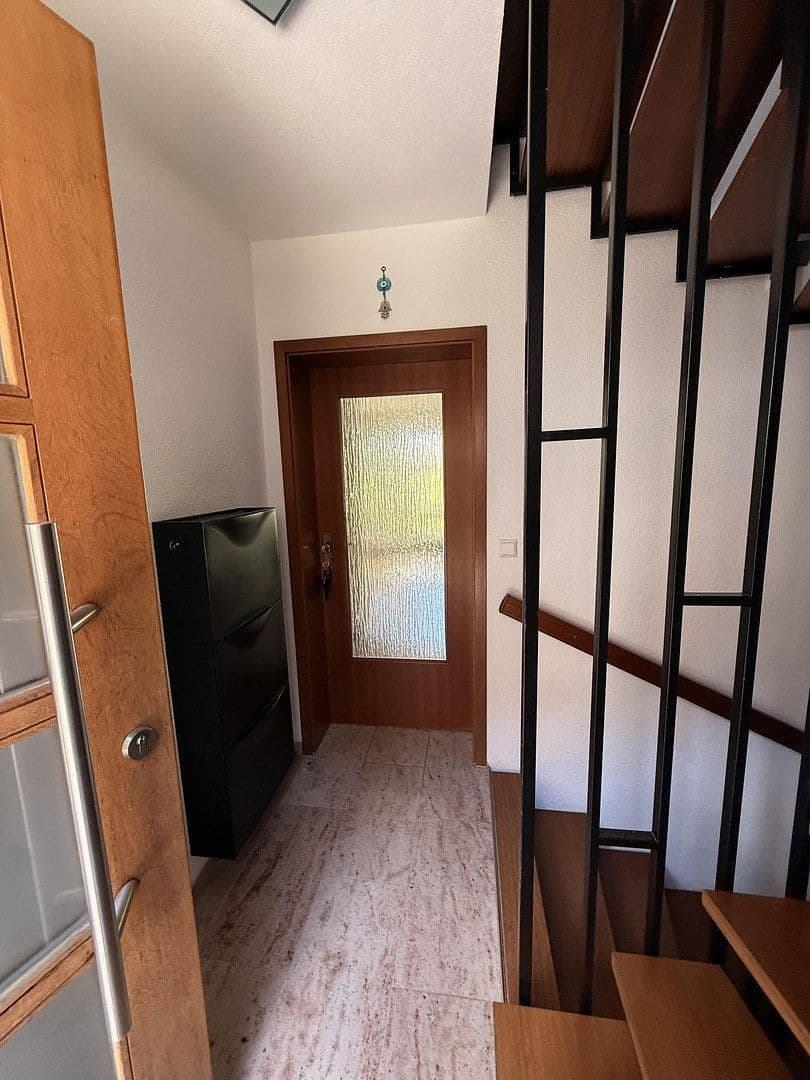 Prodej domu 155 m², pozemek 160 m², Renningen, Bádensko-Württembersko Prodej domu 155 m², pozemek 160 m², Renningen, Bádensko-Württembersko