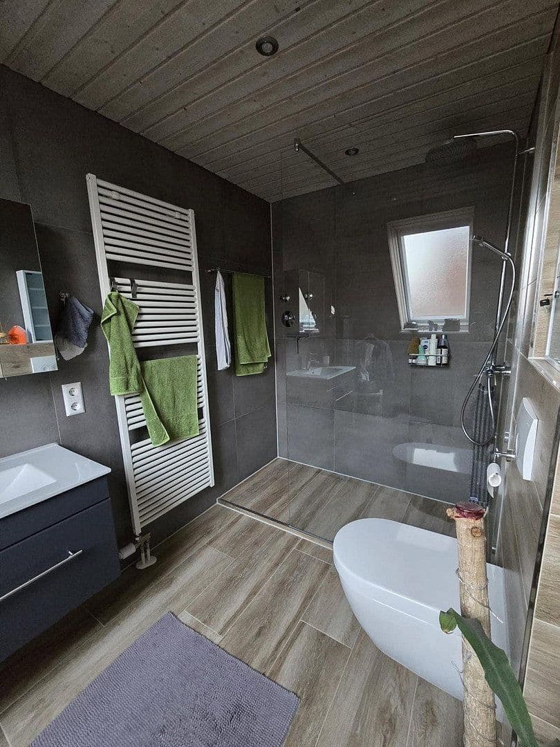 Prodej domu 155 m², pozemek 160 m², Renningen, Bádensko-Württembersko Prodej domu 155 m², pozemek 160 m², Renningen, Bádensko-Württembersko