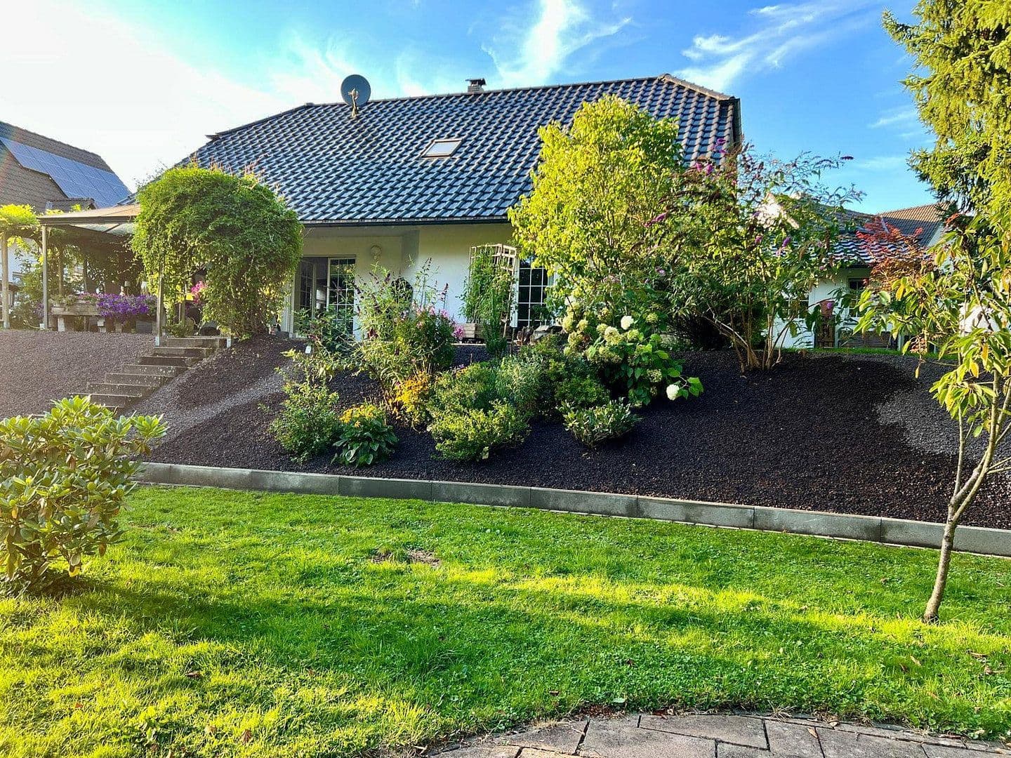 Prodej domu 187 m², pozemek 4.000 m², Brückenweiher, 12, Waldbröl, Severní Porýní-Vestfálsko Prodej domu 187 m², pozemek 4.000 m², Brückenweiher, 12, Waldbröl, Severní Porýní-Vestfálsko