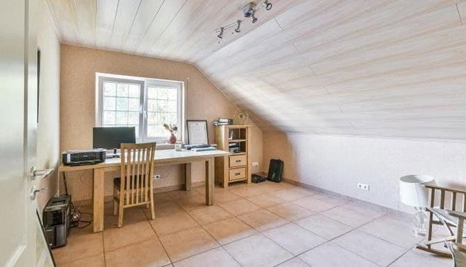 Prodej domu 187 m², pozemek 4.000 m², Brückenweiher, 12, Waldbröl, Severní Porýní-Vestfálsko Prodej domu 187 m², pozemek 4.000 m², Brückenweiher, 12, Waldbröl, Severní Porýní-Vestfálsko