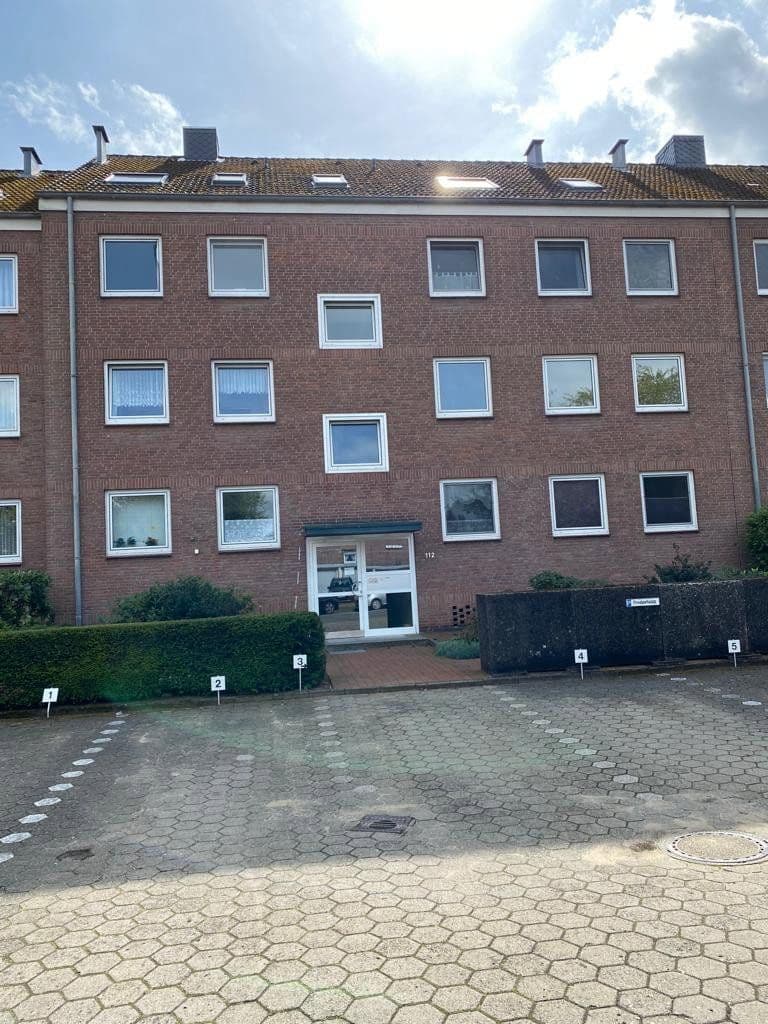 Pronájem bytu 2+1 58 m², Hermann-Burgdorf-Straße 112, Buchholz in der Nordheide, Dolní Sasko Pronájem bytu 2+1 58 m², Hermann-Burgdorf-Straße 112, Buchholz in der Nordheide, Dolní Sasko