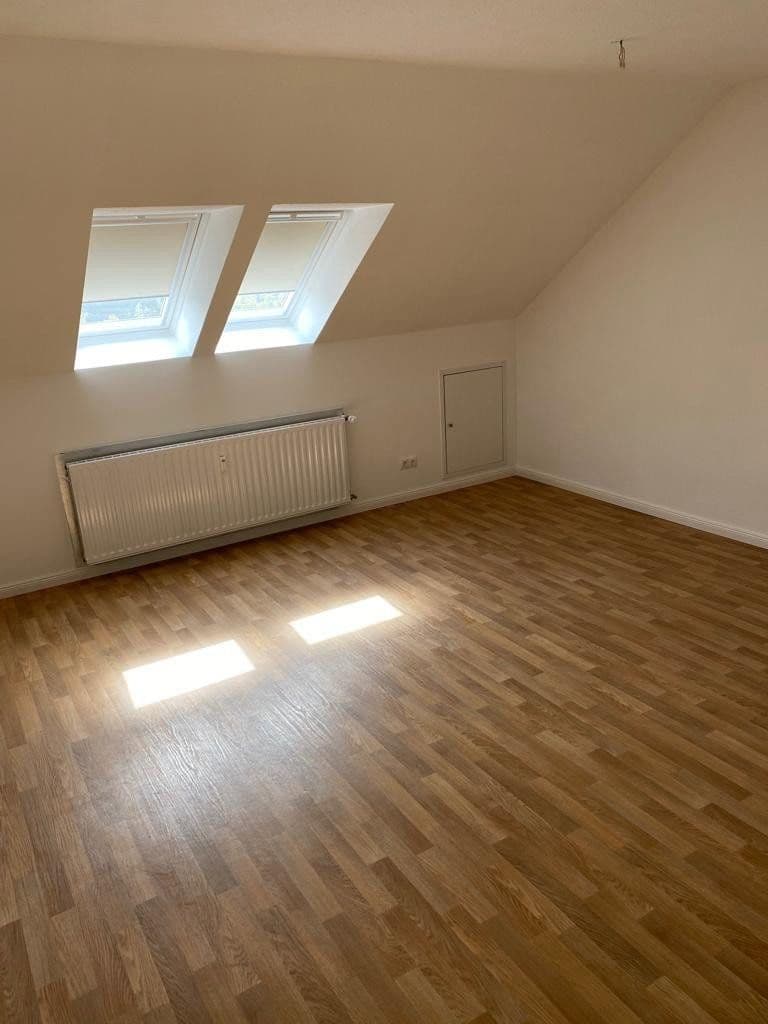 Pronájem bytu 2+1 58 m², Hermann-Burgdorf-Straße 112, Buchholz in der Nordheide, Dolní Sasko Pronájem bytu 2+1 58 m², Hermann-Burgdorf-Straße 112, Buchholz in der Nordheide, Dolní Sasko
