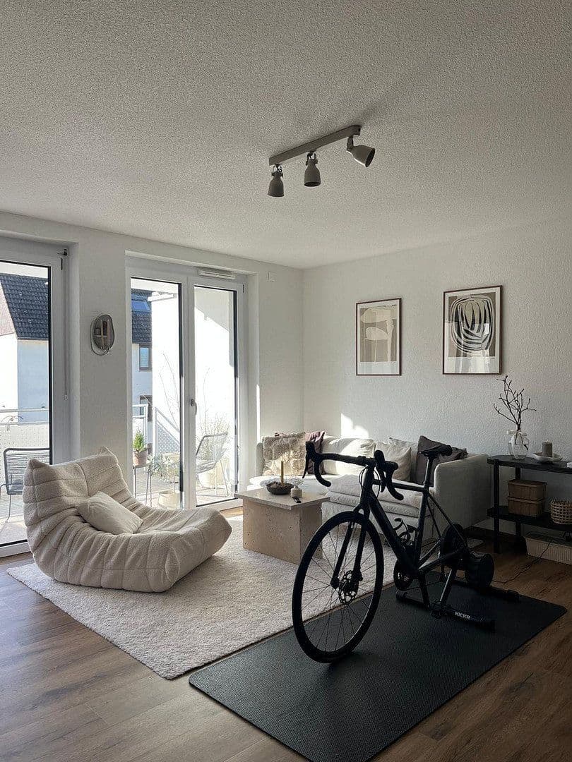 Pronájem bytu 3+1 89 m², Becksteiner Straße 31b, Lauda-Königshofen, Bádensko-Württembersko Pronájem bytu 3+1 89 m², Becksteiner Straße 31b, Lauda-Königshofen, Bádensko-Württembersko
