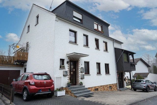 Prodej bytu 3+kk 89 m², Lessingstr. 1, Bendorf, Porýní-Falc Prodej bytu 3+kk 89 m², Lessingstr. 1, Bendorf, Porýní-Falc