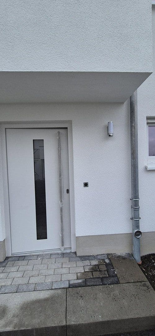 Pronájem domu 140 m², pozemek 100 m², Veckerhagenerstr. 4, Fuldatal, Hessen Pronájem domu 140 m², pozemek 100 m², Veckerhagenerstr. 4, Fuldatal, Hessen