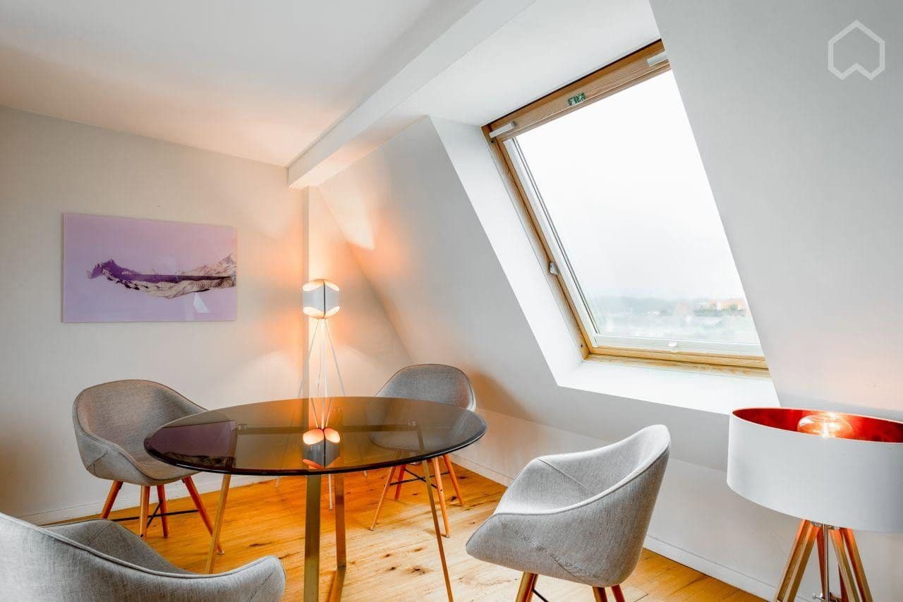 Prodej bytu 3+1 110 m², Maybachstr. 170, Köln, Severní Porýní-Vestfálsko Prodej bytu 3+1 110 m², Maybachstr. 170, Köln, Severní Porýní-Vestfálsko