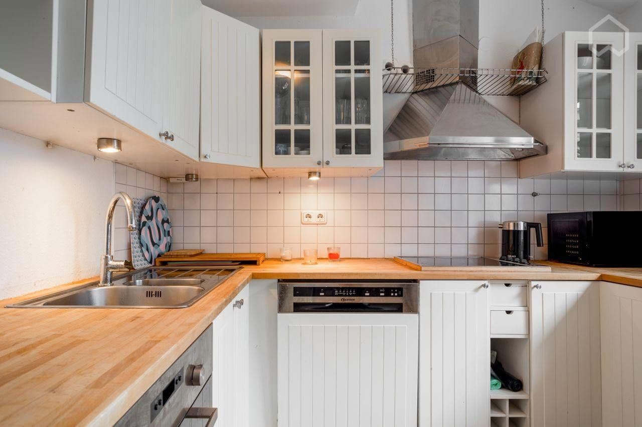 Prodej bytu 3+1 110 m², Maybachstr. 170, Köln, Severní Porýní-Vestfálsko Prodej bytu 3+1 110 m², Maybachstr. 170, Köln, Severní Porýní-Vestfálsko