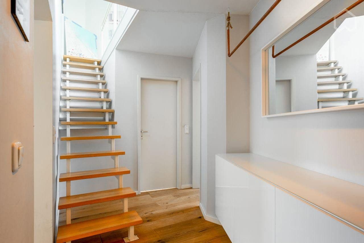 Prodej bytu 3+1 110 m², Maybachstr. 170, Köln, Severní Porýní-Vestfálsko Prodej bytu 3+1 110 m², Maybachstr. 170, Köln, Severní Porýní-Vestfálsko