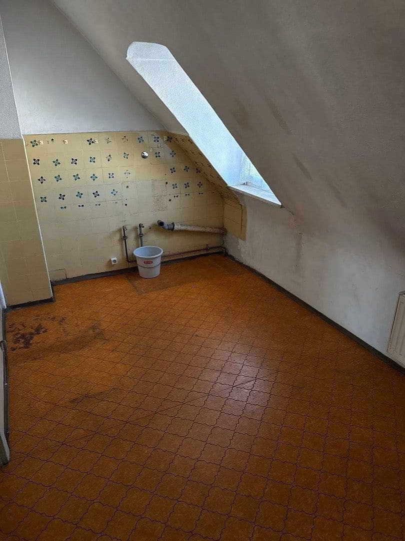 Prodej domu 210 m², pozemek 358 m², Nürnberg, Bavorsko Prodej domu 210 m², pozemek 358 m², Nürnberg, Bavorsko