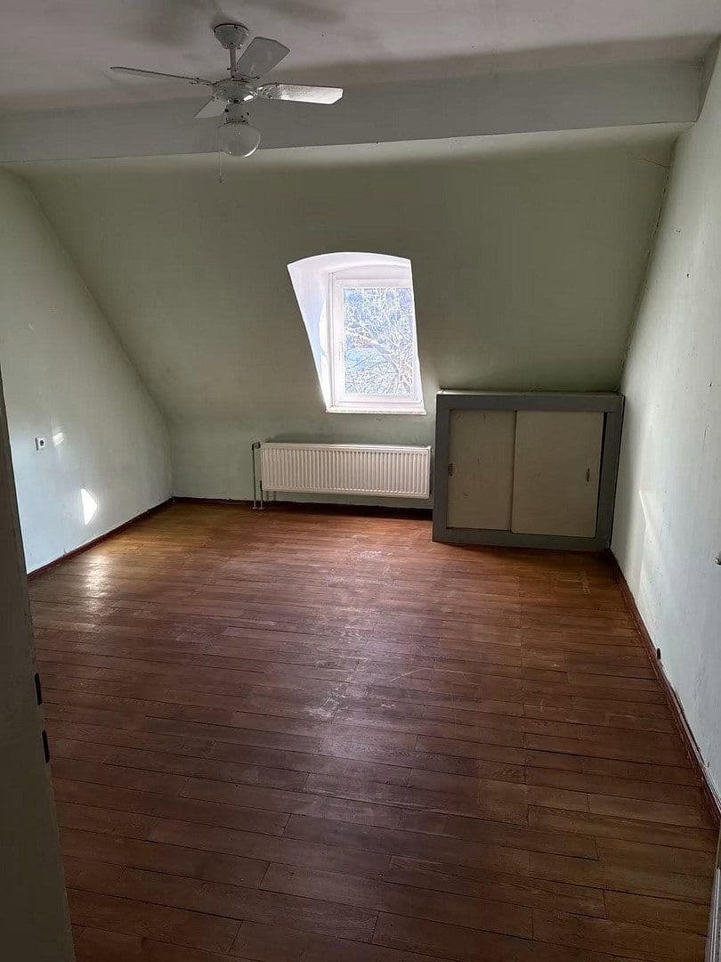 Prodej domu 210 m², pozemek 358 m², Nürnberg, Bavorsko Prodej domu 210 m², pozemek 358 m², Nürnberg, Bavorsko