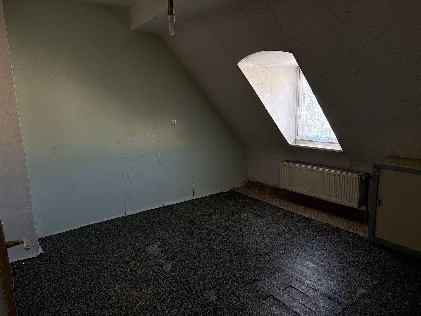 Prodej domu 210 m², pozemek 358 m², Nürnberg, Bavorsko Prodej domu 210 m², pozemek 358 m², Nürnberg, Bavorsko