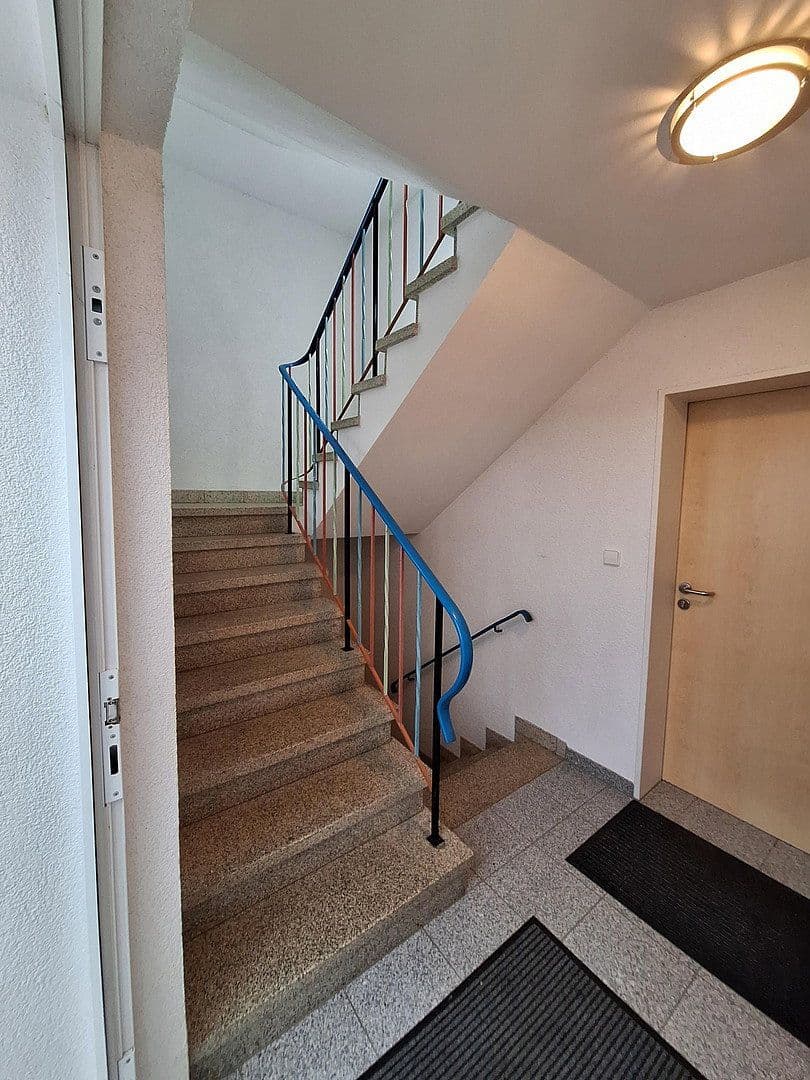 Prodej domu 160 m², pozemek 607 m², Flurstrasse 40, Neu-Ulm, Bavorsko Prodej domu 160 m², pozemek 607 m², Flurstrasse 40, Neu-Ulm, Bavorsko