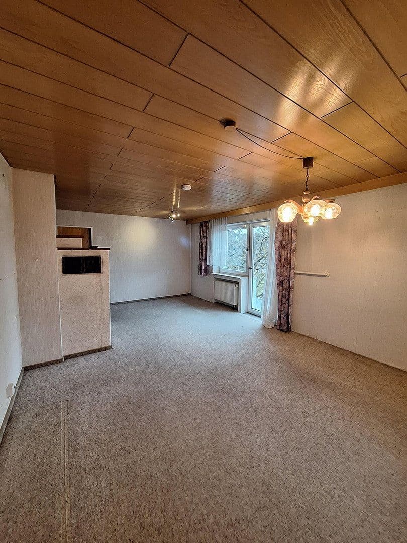 Prodej domu 160 m², pozemek 607 m², Flurstrasse 40, Neu-Ulm, Bavorsko Prodej domu 160 m², pozemek 607 m², Flurstrasse 40, Neu-Ulm, Bavorsko