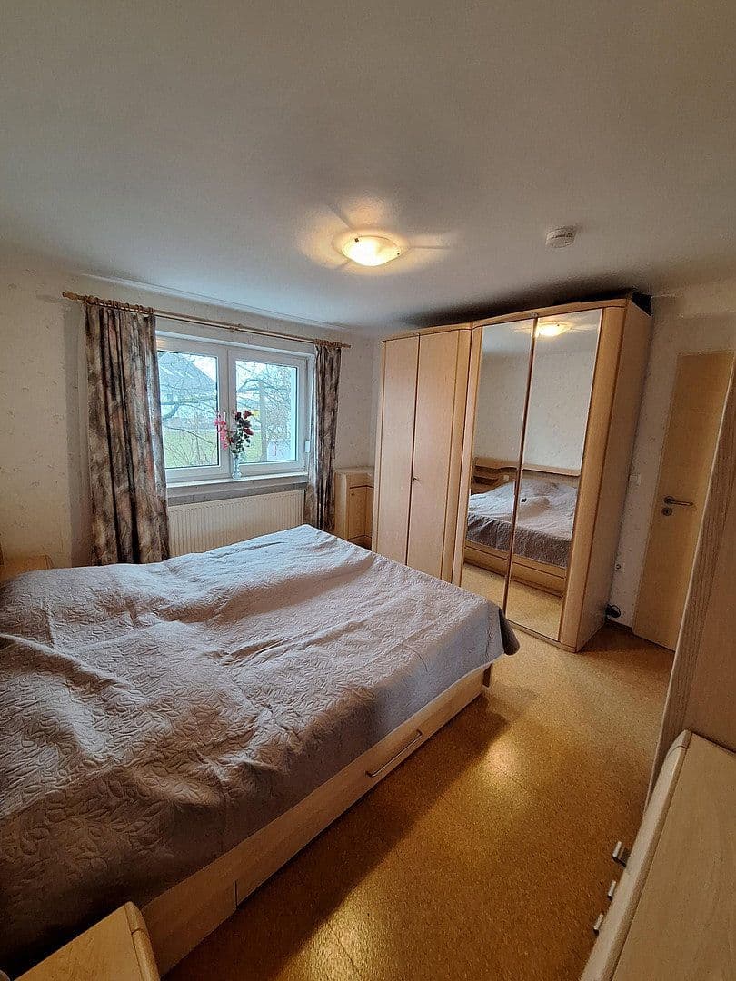 Prodej domu 160 m², pozemek 607 m², Flurstrasse 40, Neu-Ulm, Bavorsko Prodej domu 160 m², pozemek 607 m², Flurstrasse 40, Neu-Ulm, Bavorsko