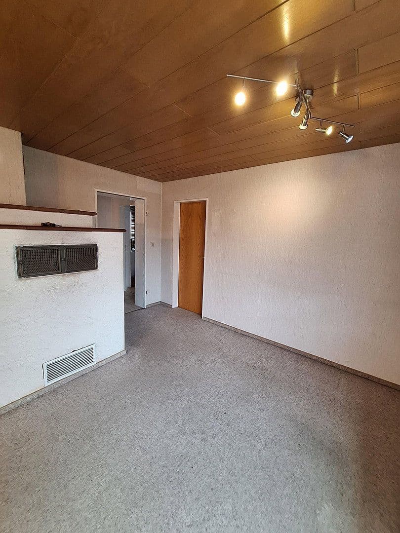 Prodej domu 160 m², pozemek 607 m², Flurstrasse 40, Neu-Ulm, Bavorsko Prodej domu 160 m², pozemek 607 m², Flurstrasse 40, Neu-Ulm, Bavorsko