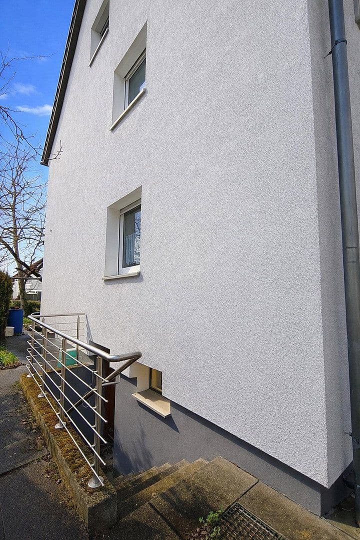 Prodej domu 160 m², pozemek 607 m², Flurstrasse 40, Neu-Ulm, Bavorsko Prodej domu 160 m², pozemek 607 m², Flurstrasse 40, Neu-Ulm, Bavorsko