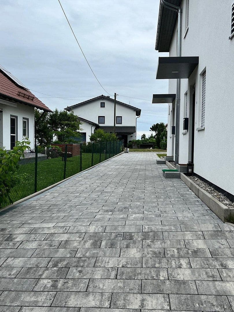 Pronájem domu 122 m², pozemek 400 m², Hurlacher Straße 28, Langerringen, Bavorsko Pronájem domu 122 m², pozemek 400 m², Hurlacher Straße 28, Langerringen, Bavorsko