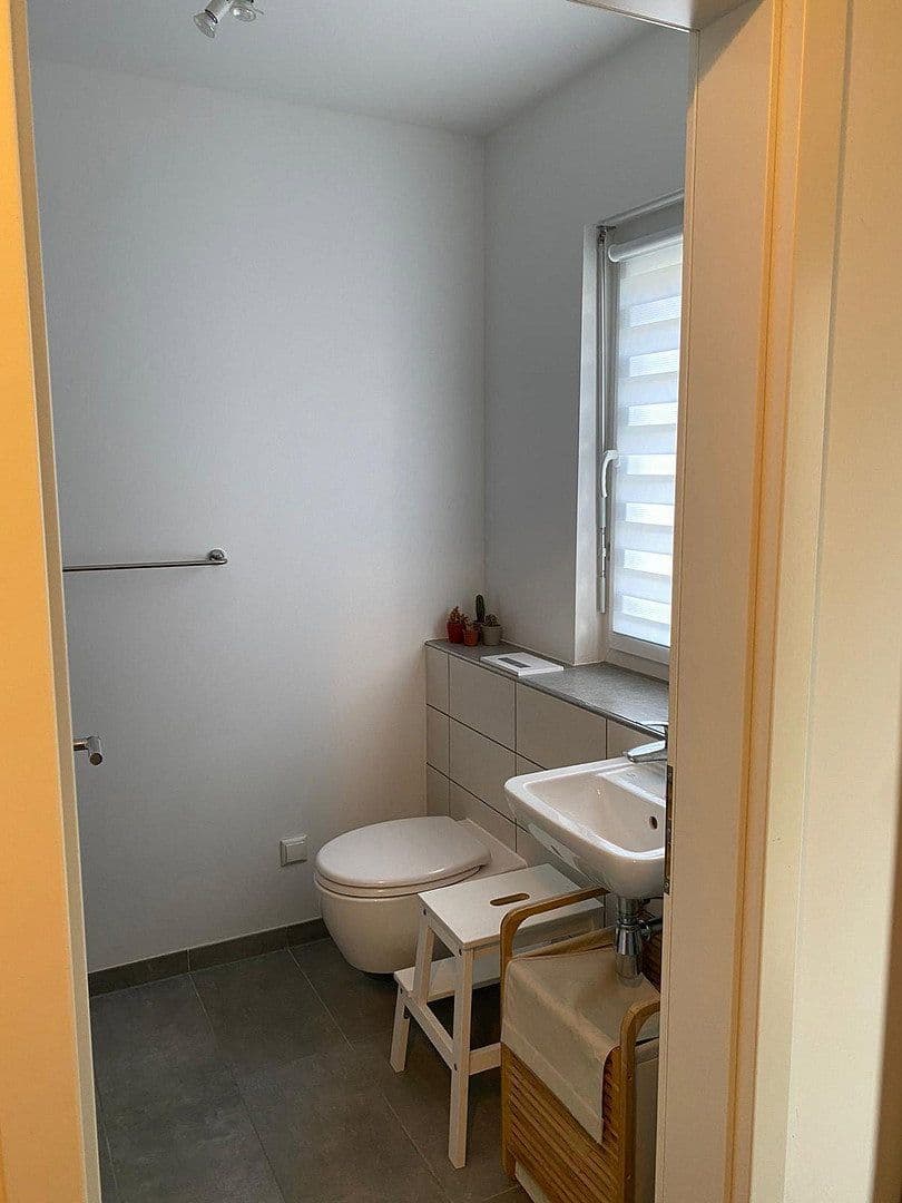 Pronájem domu 122 m², pozemek 400 m², Hurlacher Straße 28, Langerringen, Bavorsko Pronájem domu 122 m², pozemek 400 m², Hurlacher Straße 28, Langerringen, Bavorsko