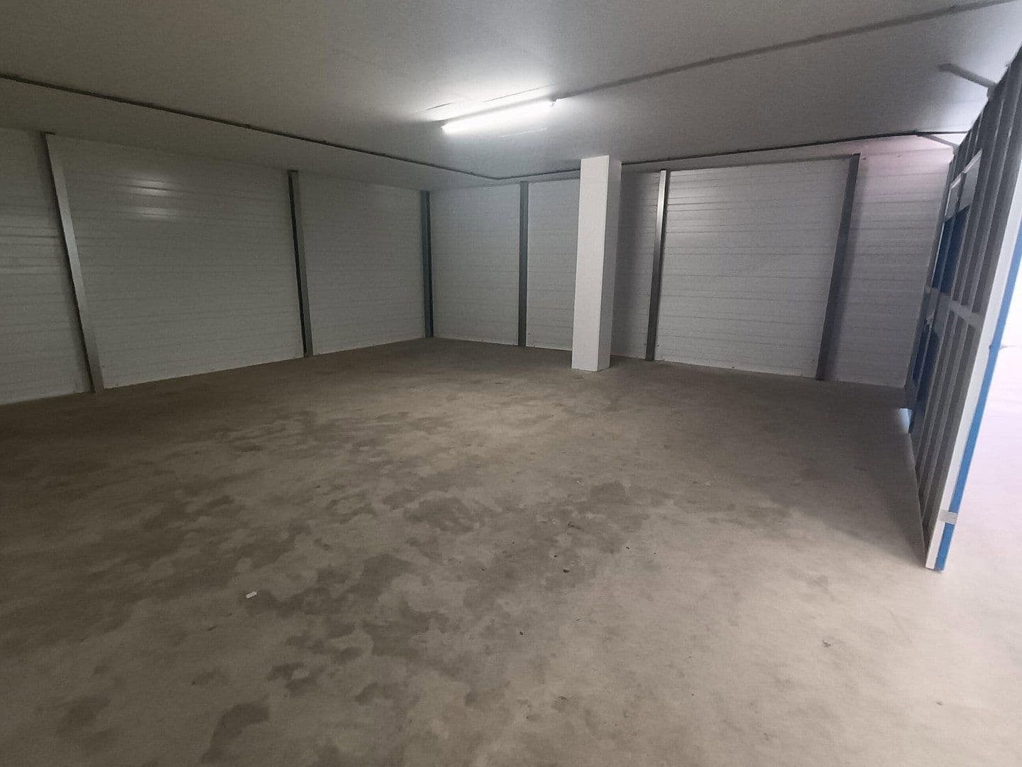 Pronájem nebytového prostoru 57 m², Märkische Allee 193, Berlin, Berlín Pronájem nebytového prostoru 57 m², Märkische Allee 193, Berlin, Berlín