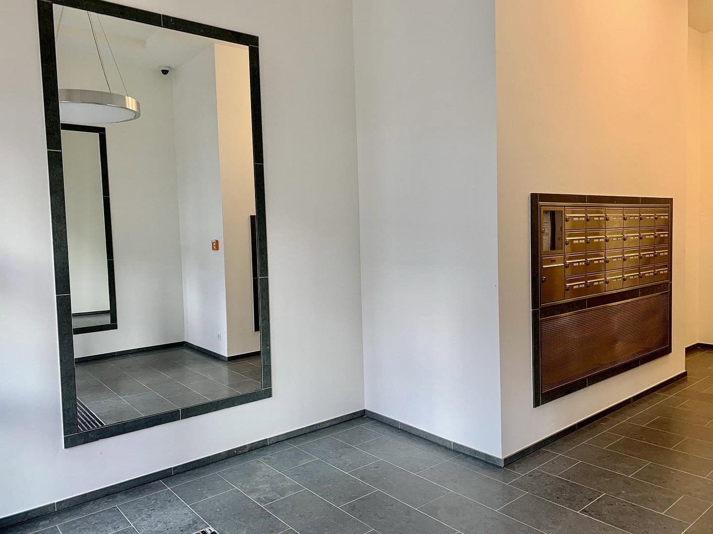 Pronájem bytu 1+1 41 m², Genthiner Str. 46, Berlin, Berlín Pronájem bytu 1+1 41 m², Genthiner Str. 46, Berlin, Berlín