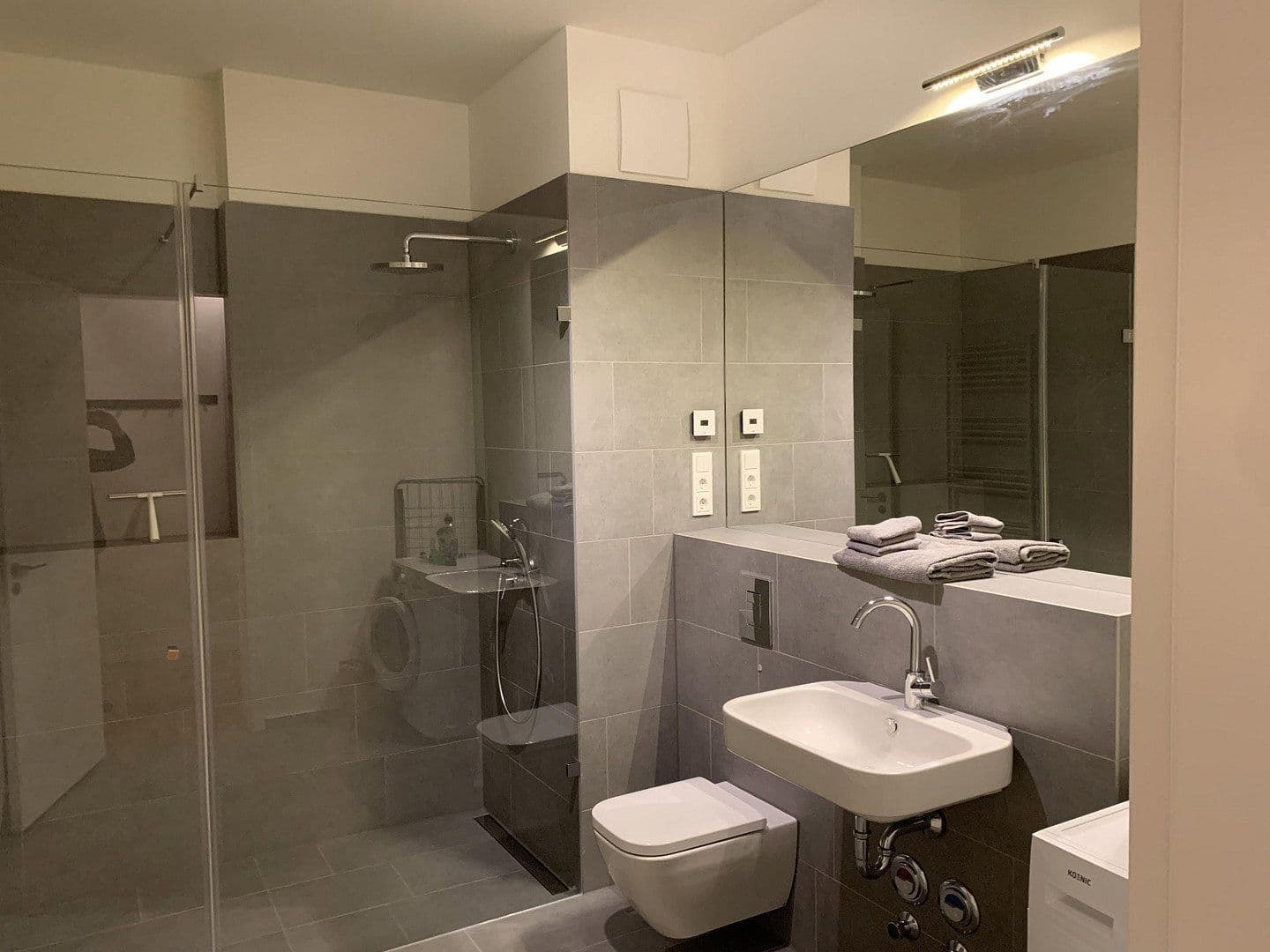 Pronájem bytu 1+1 41 m², Genthiner Str. 46, Berlin, Berlín Pronájem bytu 1+1 41 m², Genthiner Str. 46, Berlin, Berlín