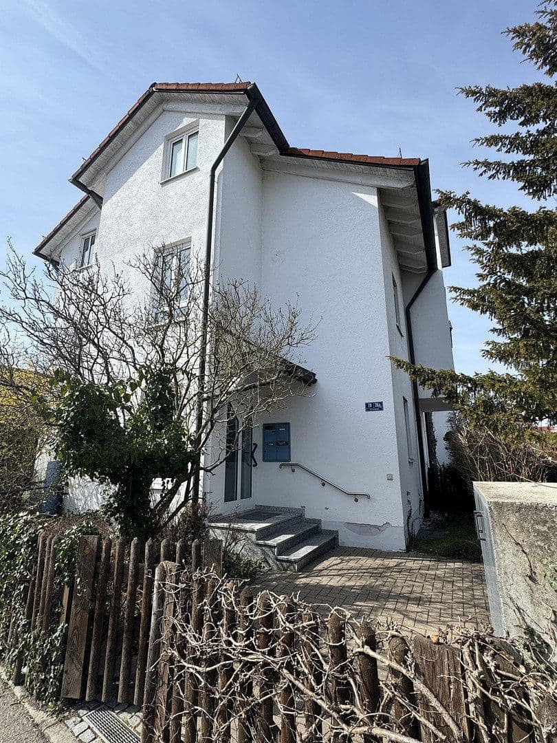 Prodej bytu 2+1 55 m², Holzstraße 28, Fürstenfeldbruck, Bavorsko Prodej bytu 2+1 55 m², Holzstraße 28, Fürstenfeldbruck, Bavorsko