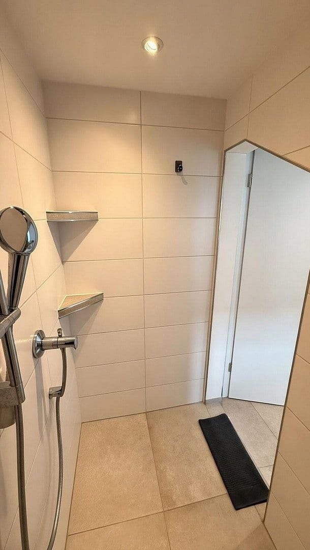 Pronájem domu 98 m², pozemek 200 m², Pflaumbachstraße 22, Großostheim, Bavorsko Pronájem domu 98 m², pozemek 200 m², Pflaumbachstraße 22, Großostheim, Bavorsko