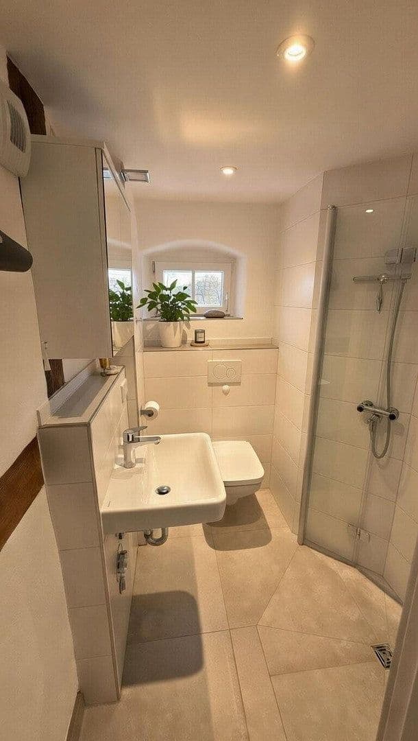 Pronájem domu 98 m², pozemek 200 m², Pflaumbachstraße 22, Großostheim, Bavorsko Pronájem domu 98 m², pozemek 200 m², Pflaumbachstraße 22, Großostheim, Bavorsko