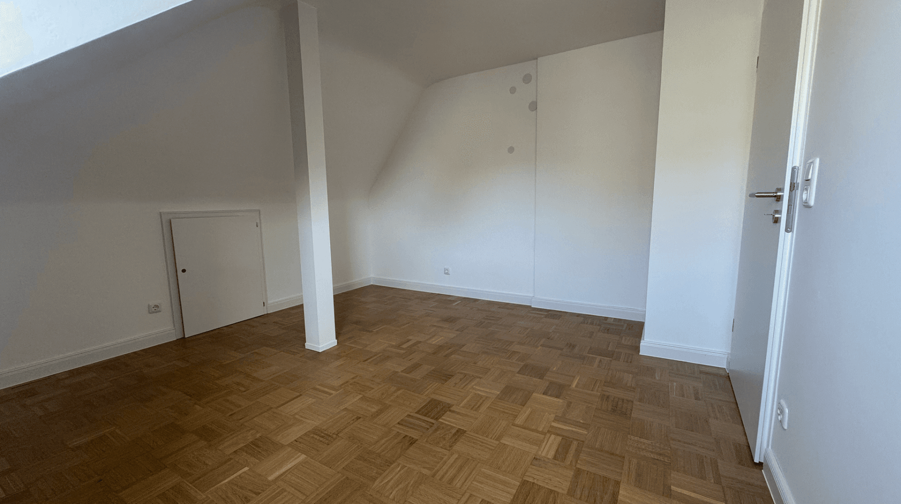 Pronájem bytu 3+1 68 m², Parkstrasse 3, Bad Vilbel, Hessen Pronájem bytu 3+1 68 m², Parkstrasse 3, Bad Vilbel, Hessen