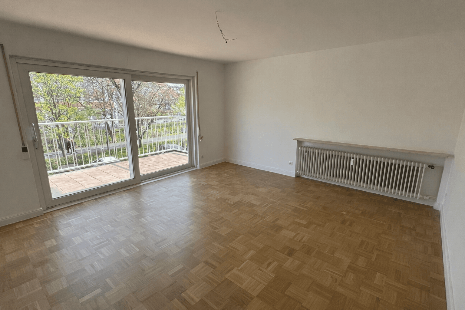 Pronájem bytu 4+1 103 m², Parkstrasse 3, Bad Vilbel, Hessen Pronájem bytu 4+1 103 m², Parkstrasse 3, Bad Vilbel, Hessen