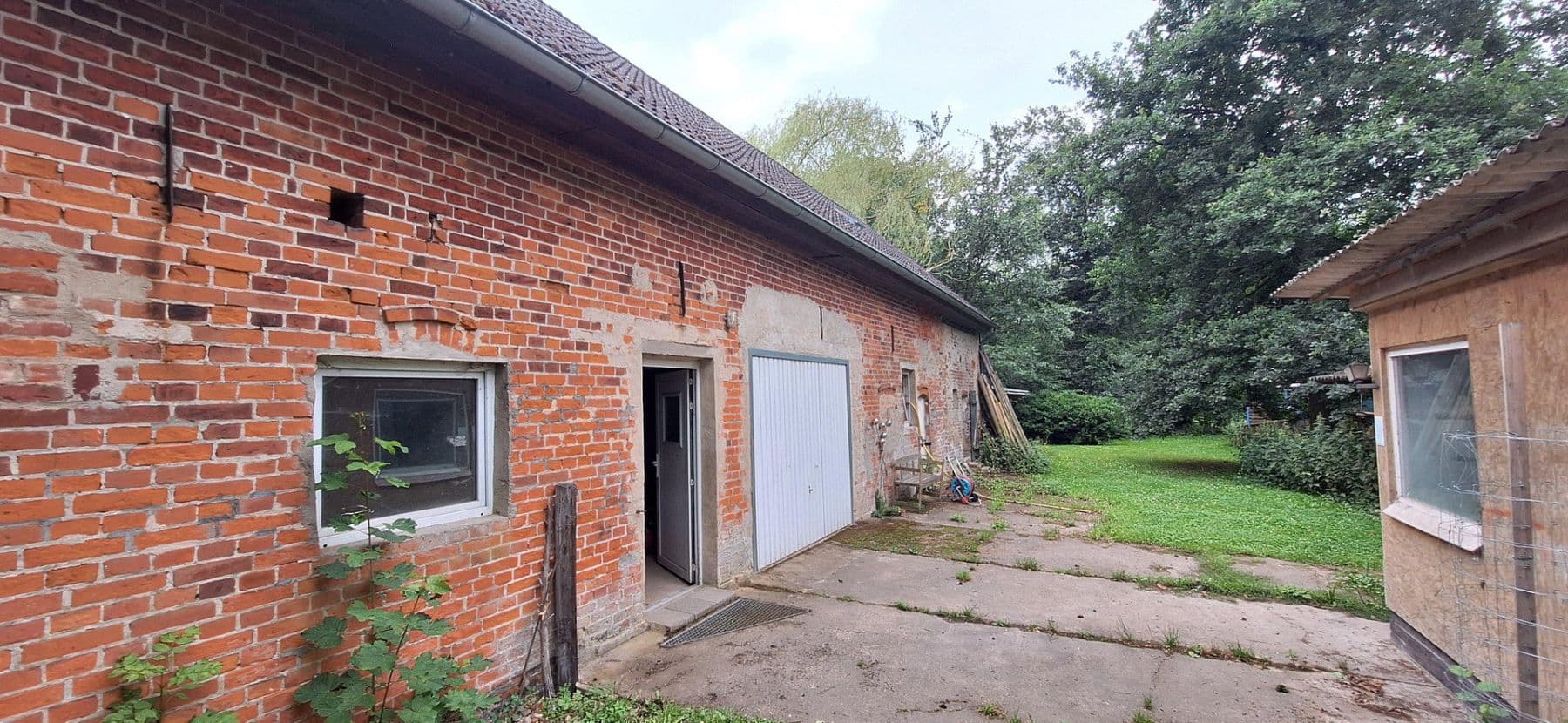 Prodej domu 245 m², pozemek 13.700 m², Wittingen, Dolní Sasko Prodej domu 245 m², pozemek 13.700 m², Wittingen, Dolní Sasko